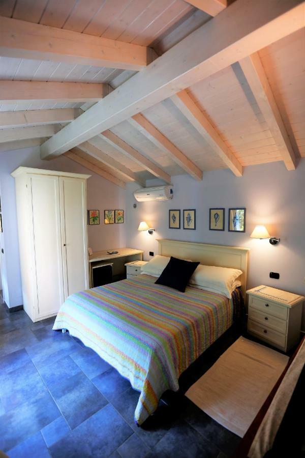 B&B Villa Dei Pini Каннобио Экстерьер фото